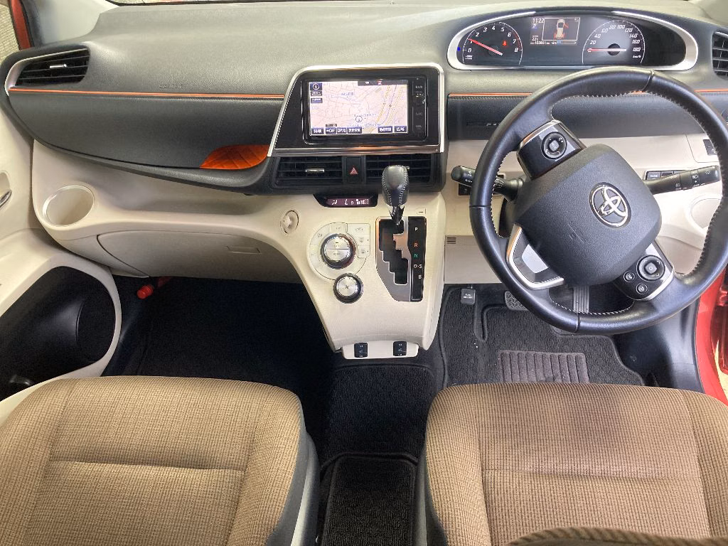 TOYOTA SIENTA
