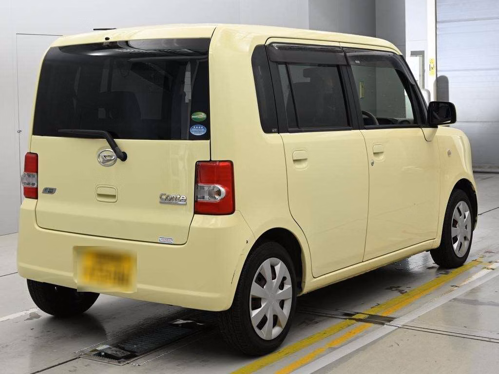 DAIHATSU MOVE CONTE
