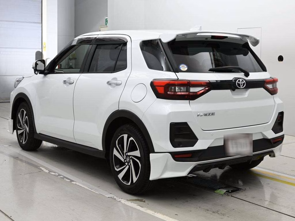 TOYOTA RAIZE