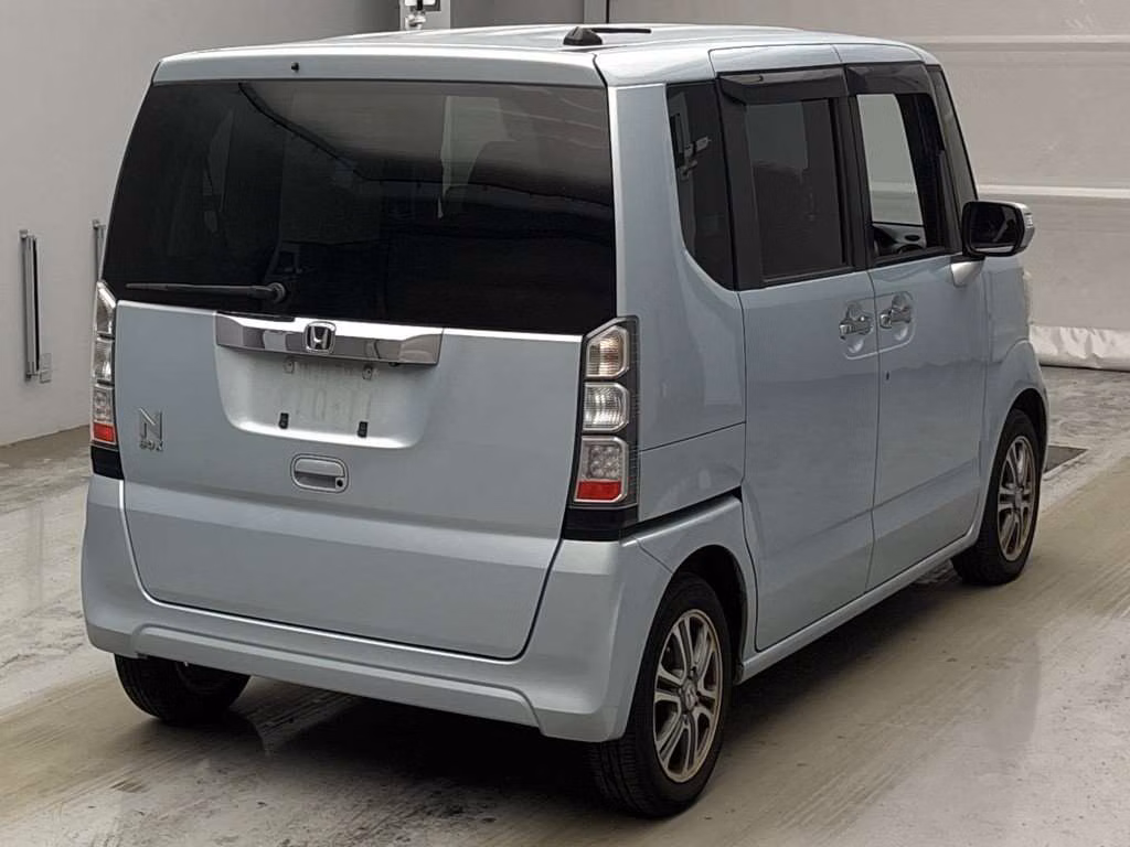 HONDA N-BOX