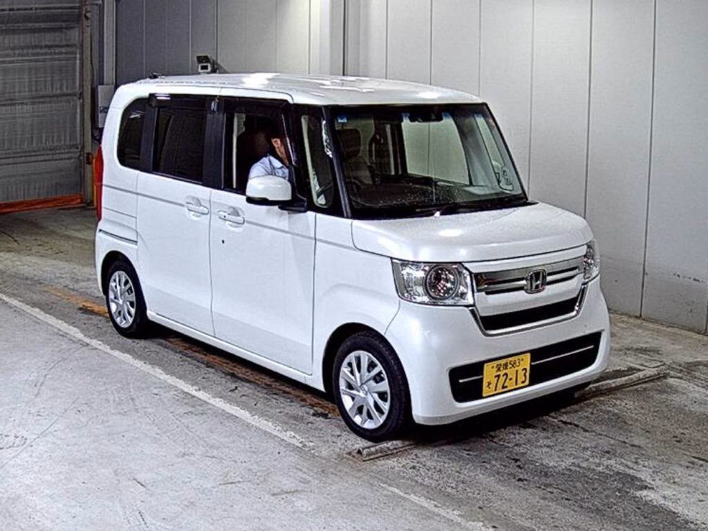 HONDA N-BOX