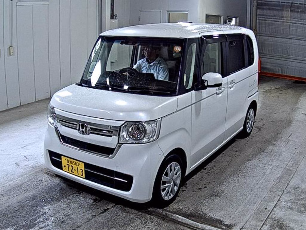 HONDA N-BOX