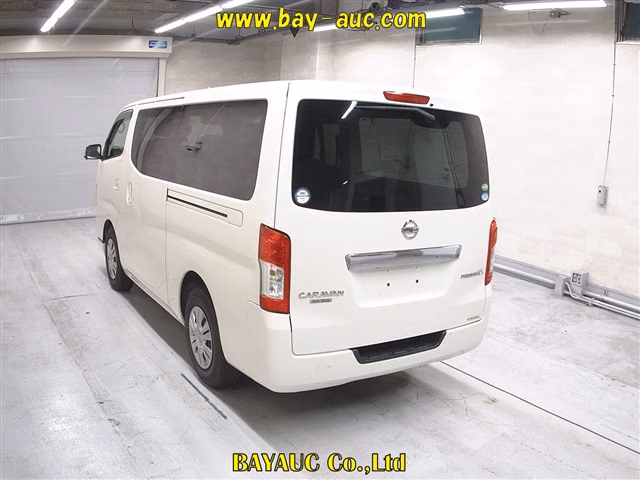 NISSAN NV350 CARAVAN