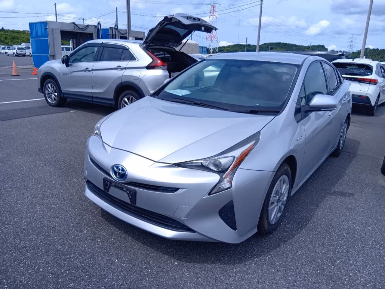TOYOTA PRIUS