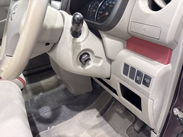 TOYOTA PIXIS SPACE