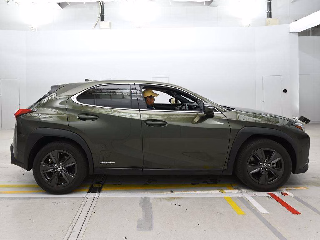 LEXUS UX250H