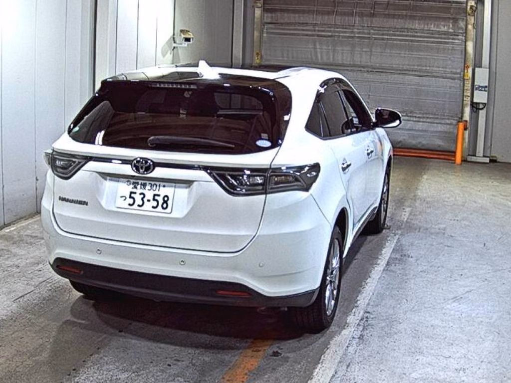 TOYOTA HARRIER