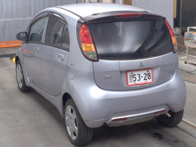 MITSUBISHI I