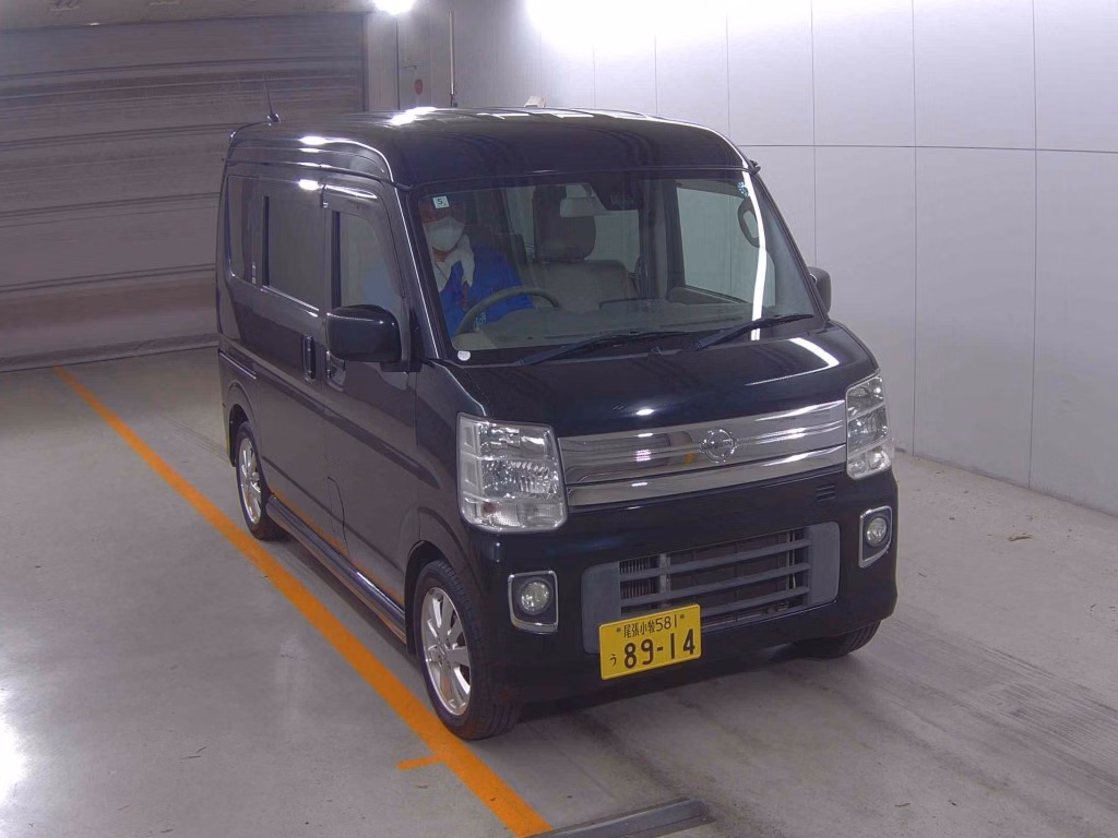 NISSAN NV100 CLIPPER