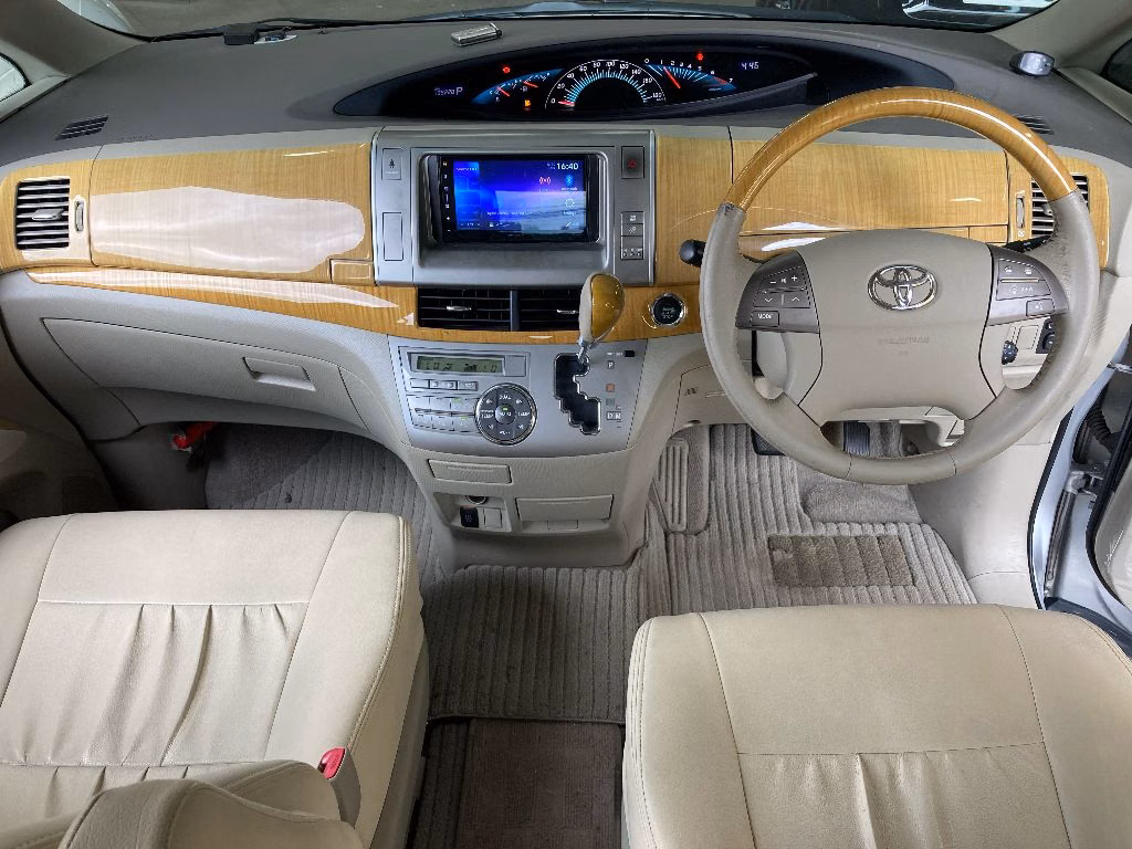 TOYOTA ESTIMA