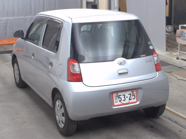 DAIHATSU ESSE