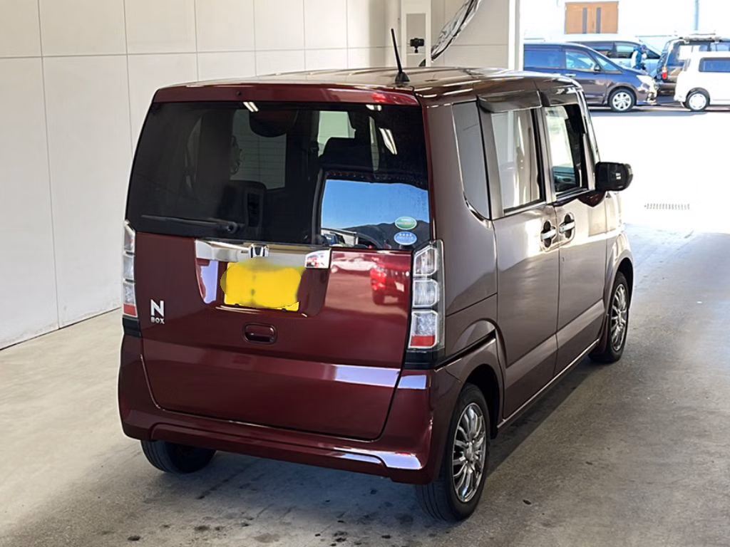 HONDA N-BOX
