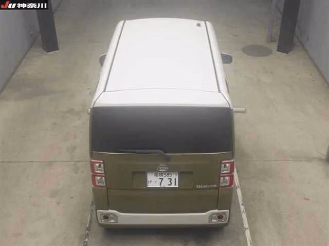 DAIHATSU WAKE