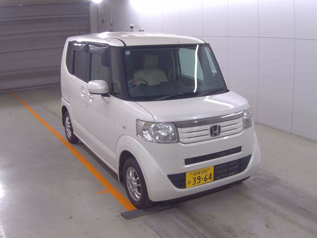 HONDA N-BOX