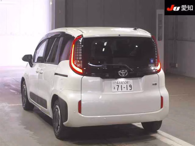 TOYOTA SIENTA