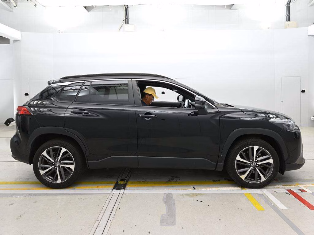 TOYOTA COROLLA CROSS