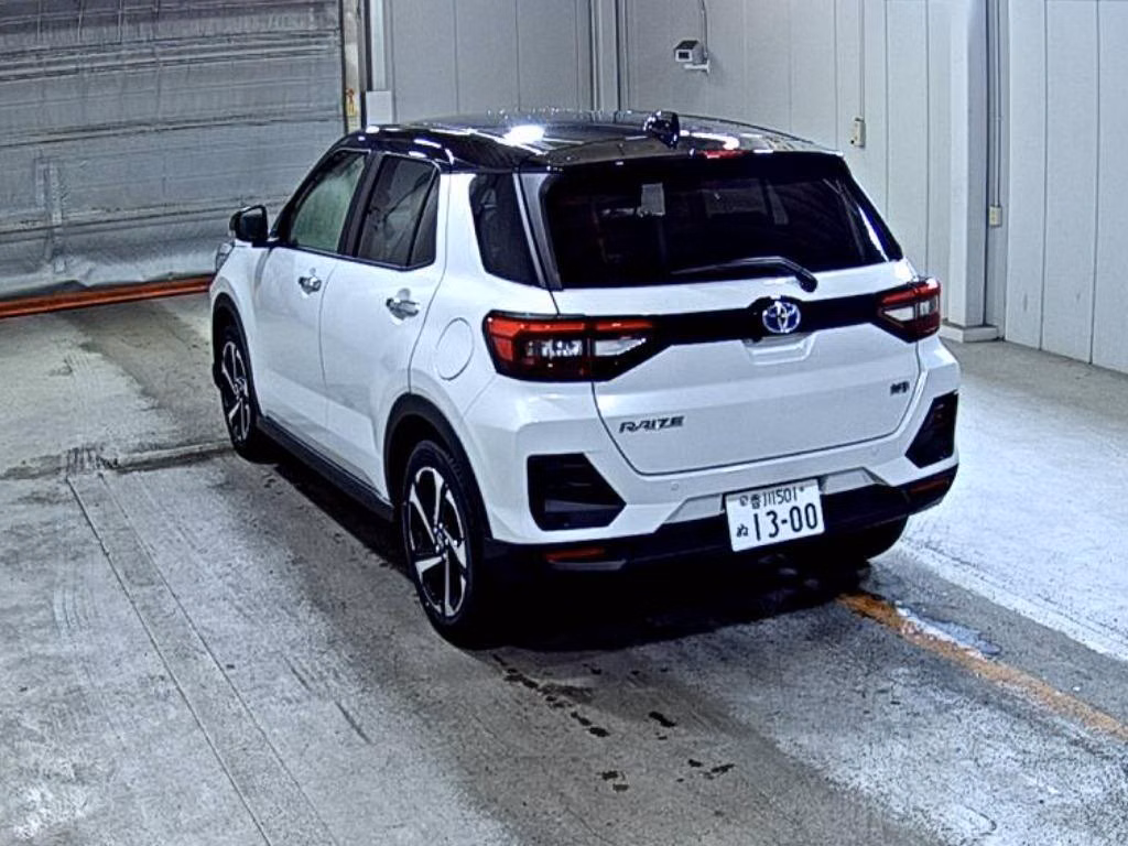 TOYOTA RAIZE