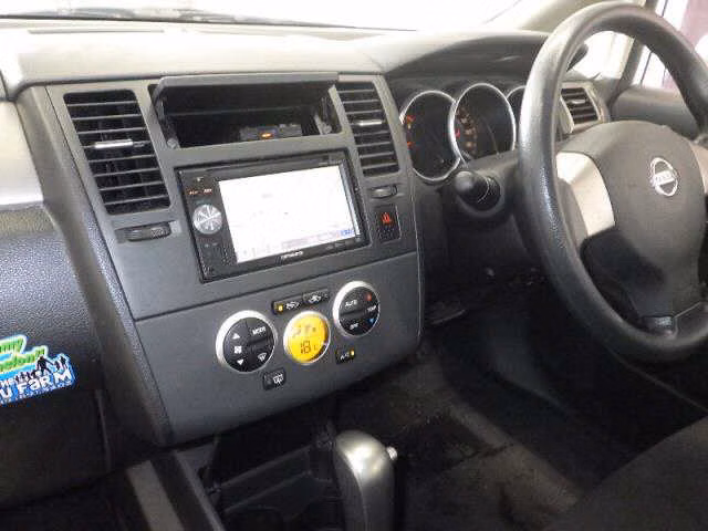 NISSAN TIIDA LATIO