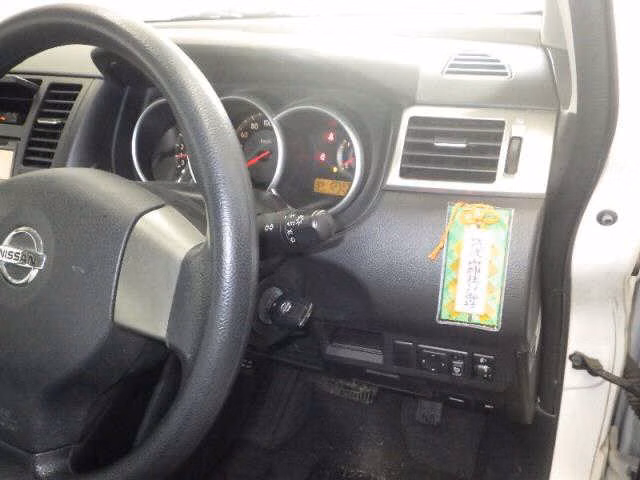 NISSAN TIIDA LATIO