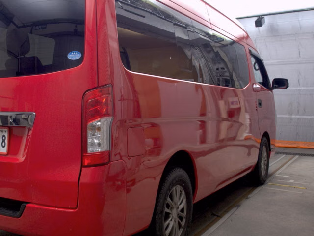 NISSAN NV350 CARAVAN