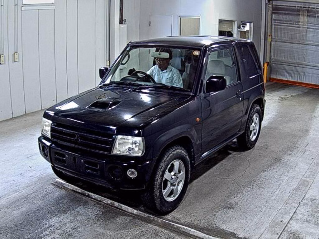 MITSUBISHI PAJERO MINI