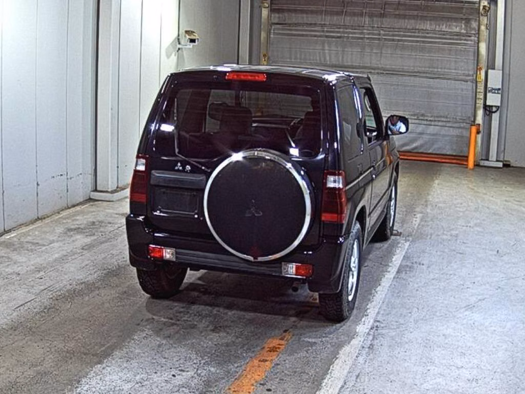 MITSUBISHI PAJERO MINI
