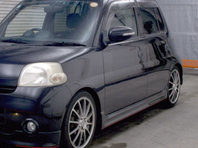DAIHATSU ESSE