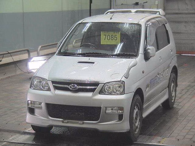 DAIHATSU TERIOS KID