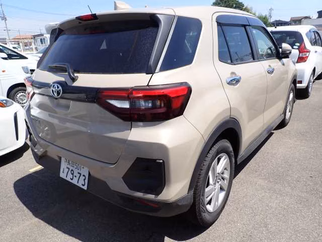 TOYOTA RAIZE