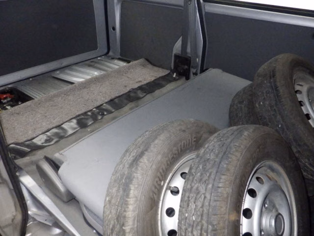 NISSAN NV100 CLIPPER