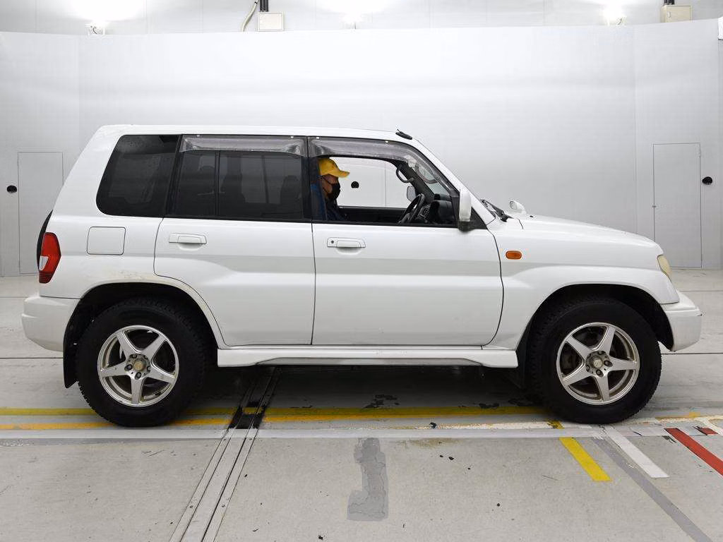 MITSUBISHI PAJERO IO