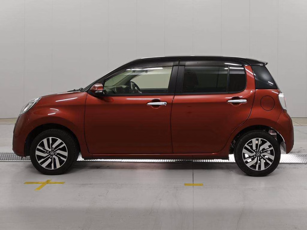 TOYOTA PASSO