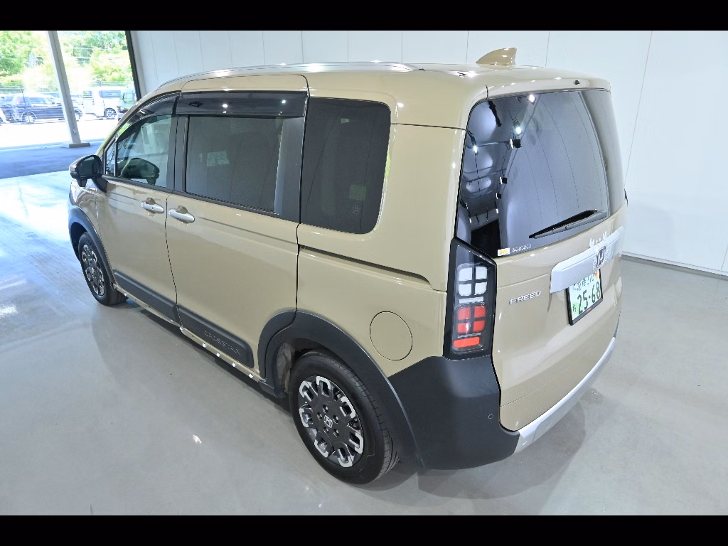 HONDA FREED