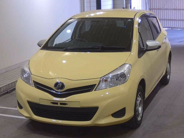 TOYOTA VITZ