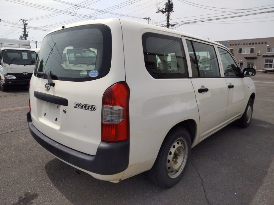 TOYOTA PROBOX