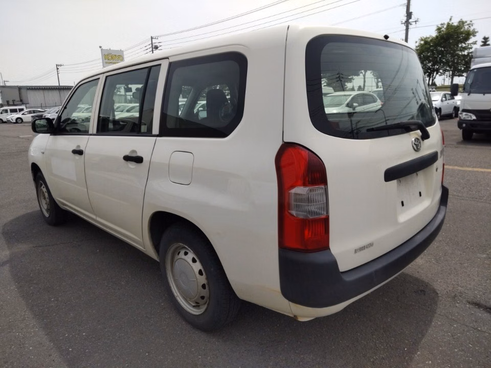 TOYOTA PROBOX