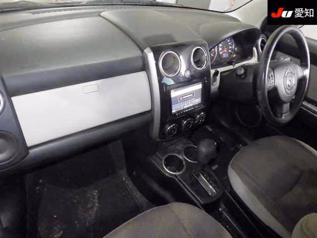 MAZDA VERISA