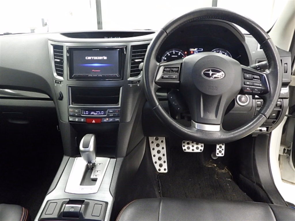 SUBARU LEGACY