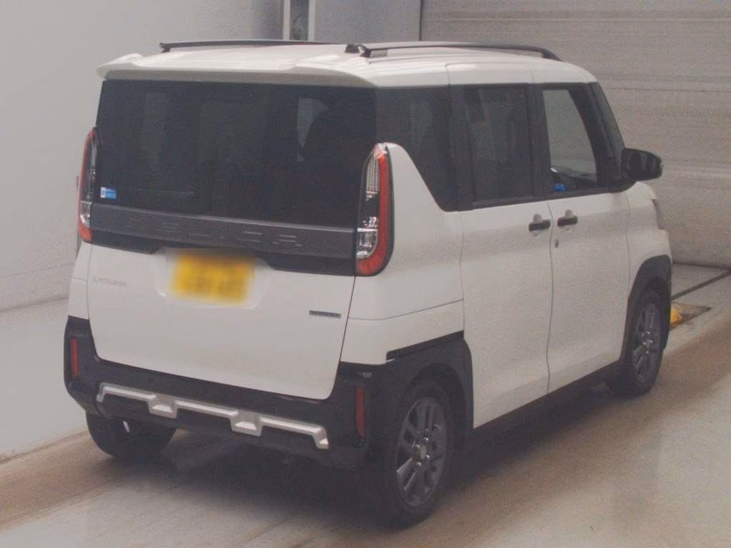 MITSUBISHI DELICA MINI