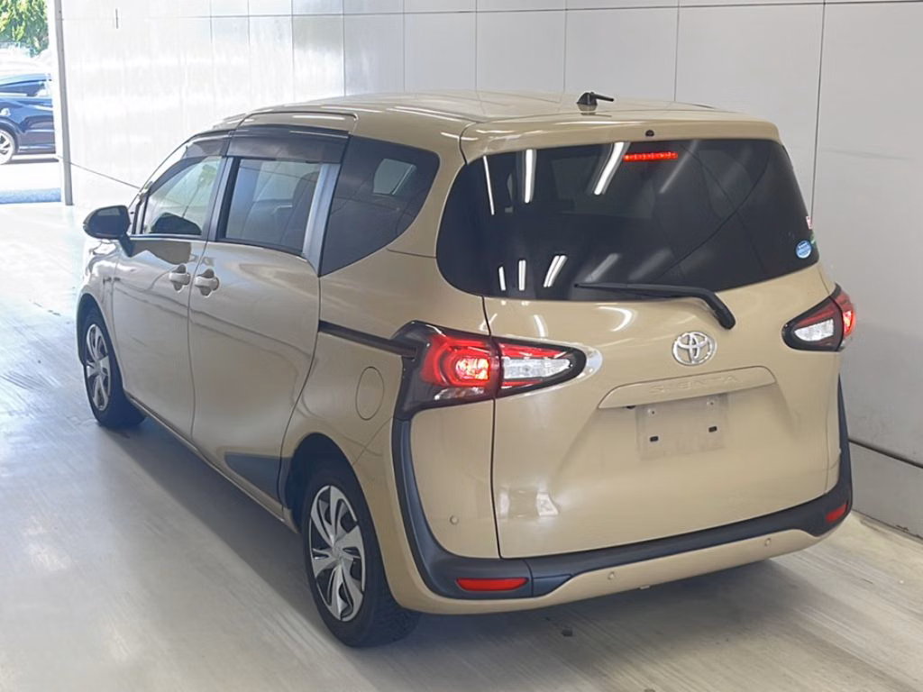 TOYOTA SIENTA