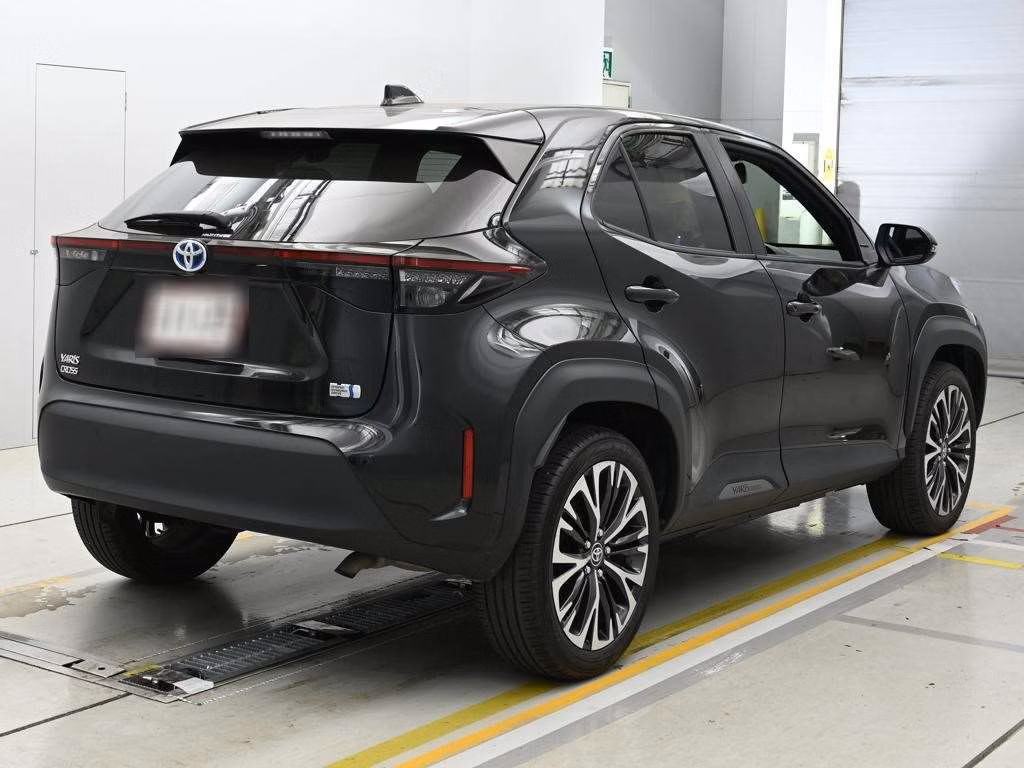 TOYOTA YARIS CROSS
