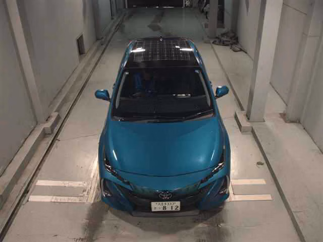 TOYOTA PRIUS PHV