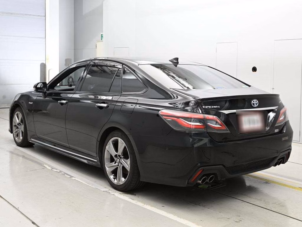 TOYOTA CROWN