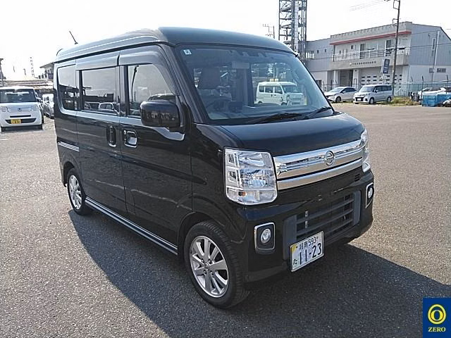 NISSAN NV100 CLIPPER