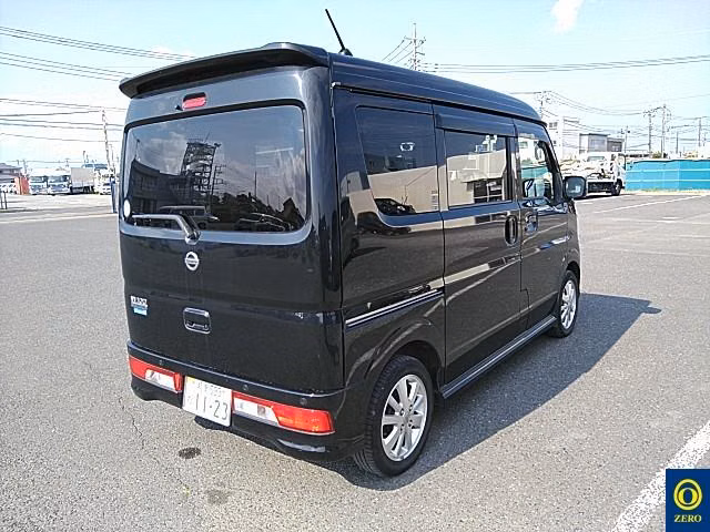 NISSAN NV100 CLIPPER