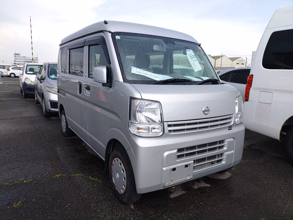 NISSAN NV100 CLIPPER