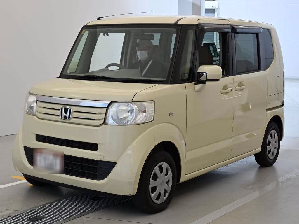 HONDA N-BOX