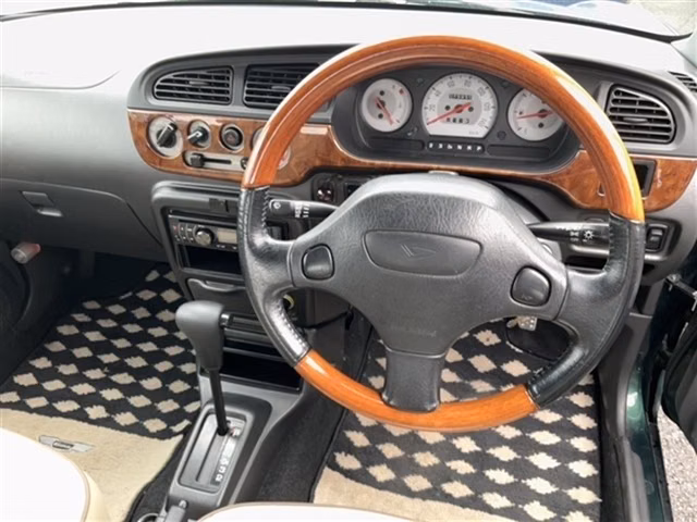DAIHATSU MIRA GINO