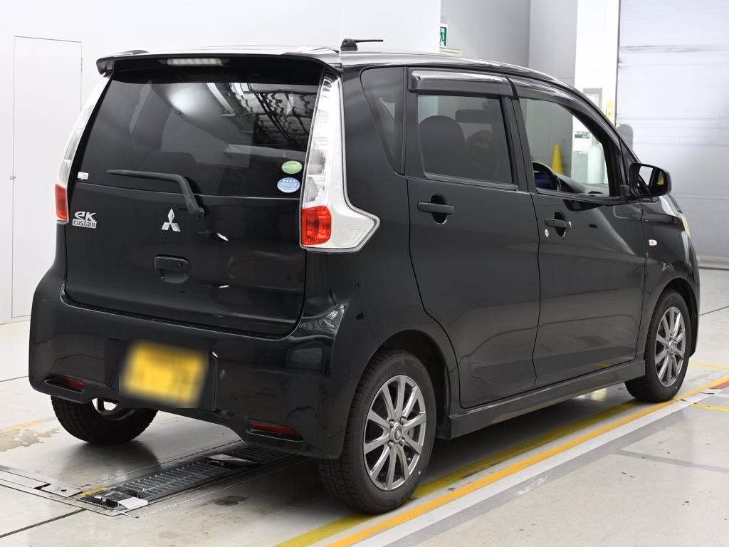 MITSUBISHI EK CUSTOM