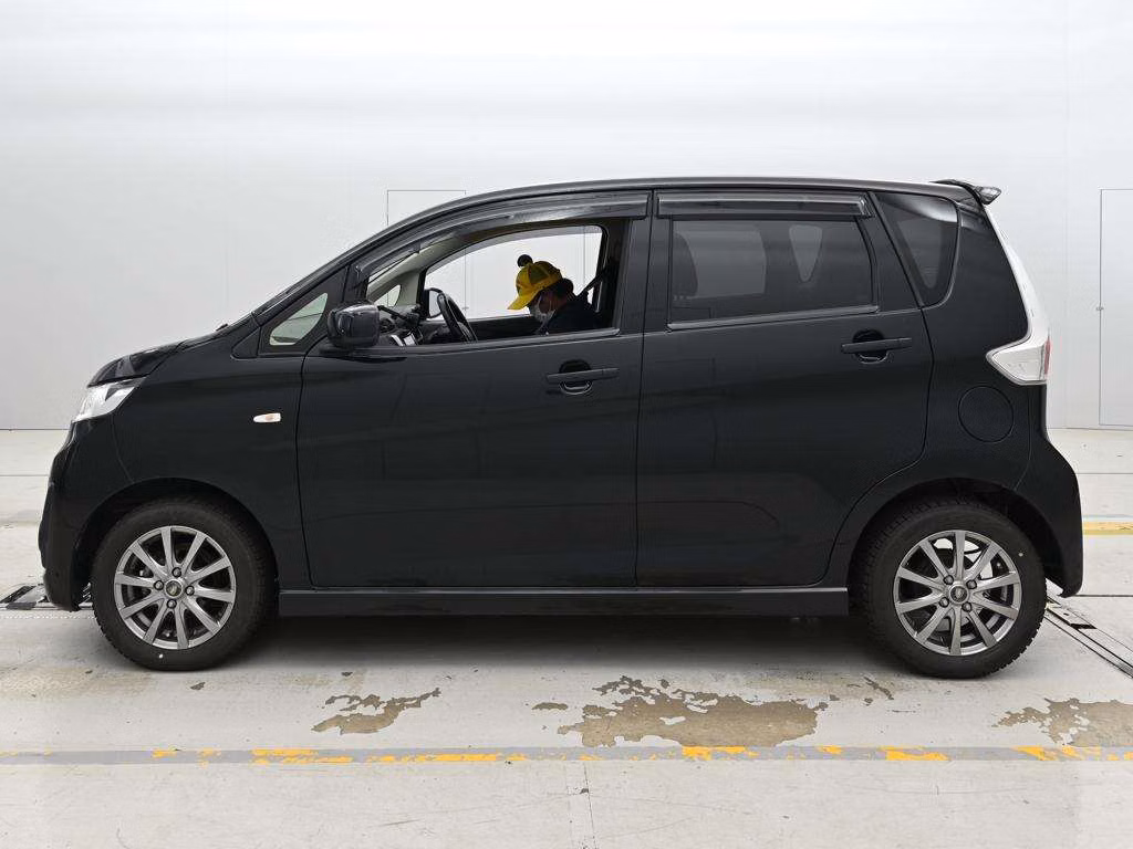 MITSUBISHI EK CUSTOM